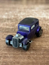 Classic '32 Ford Vicky Hot Wheels Redline 1968  Purple United States