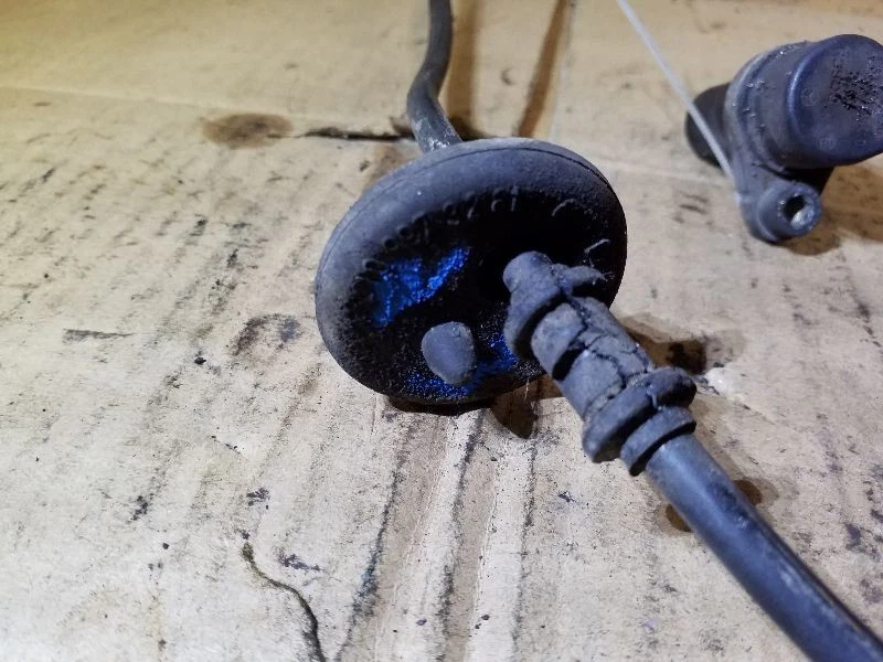 Sensor ABS velocidad rueda trasera izquierda | Se adapta a 98 99 00 Mercedes Benz C230 C280 Foto 3 de 4