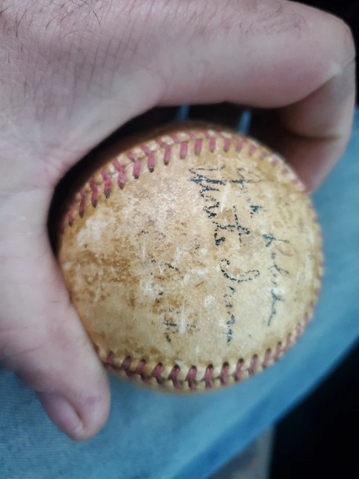 Ford C. Frick 1949-51 Spalding Oficial Liga Nacional de Béisbol De colección Foto 3 de 4