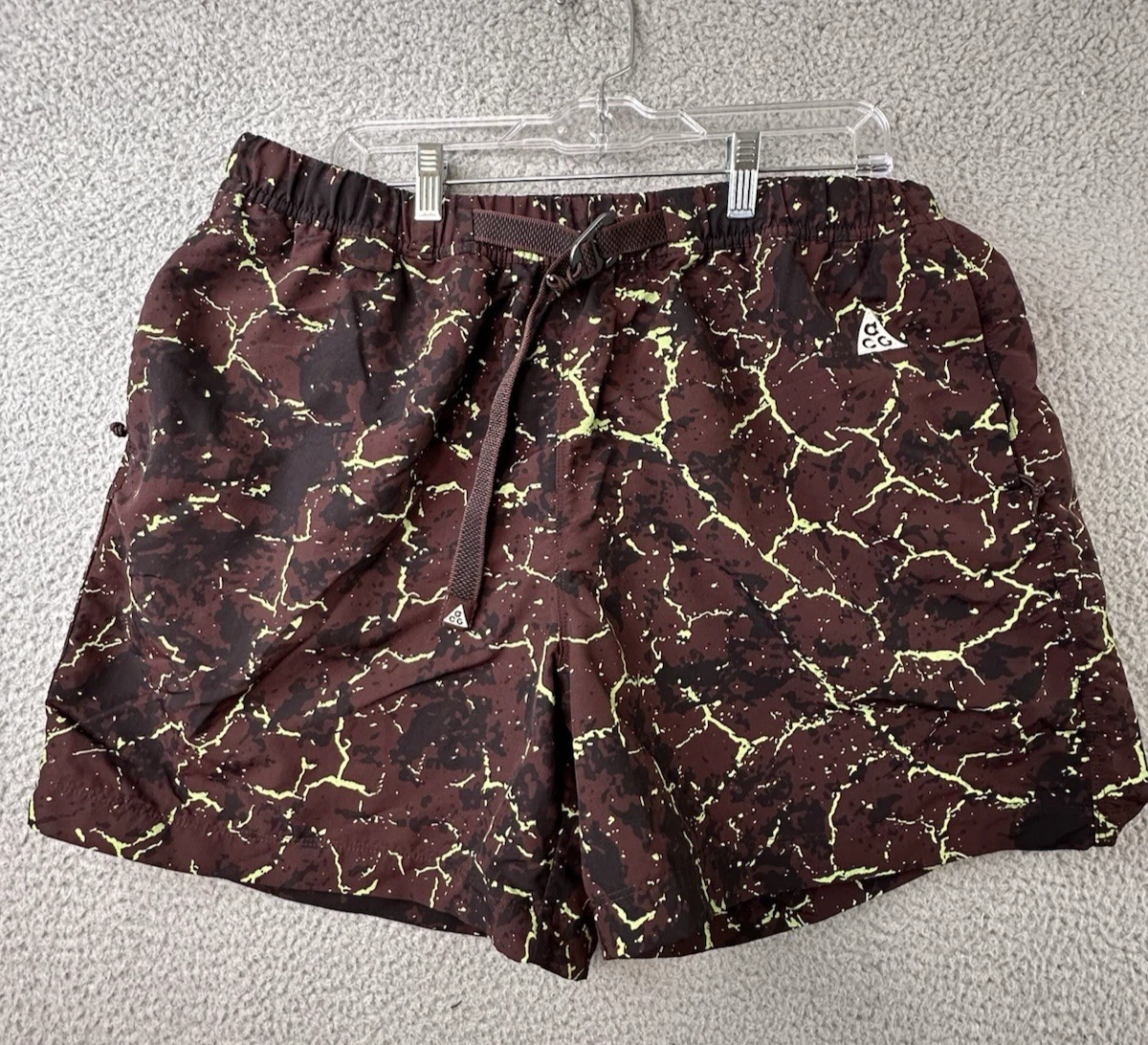 Nike ACG Shorts Hiking Print Trail Shorts Mens XL Earth Zip Pockets FB8091-227