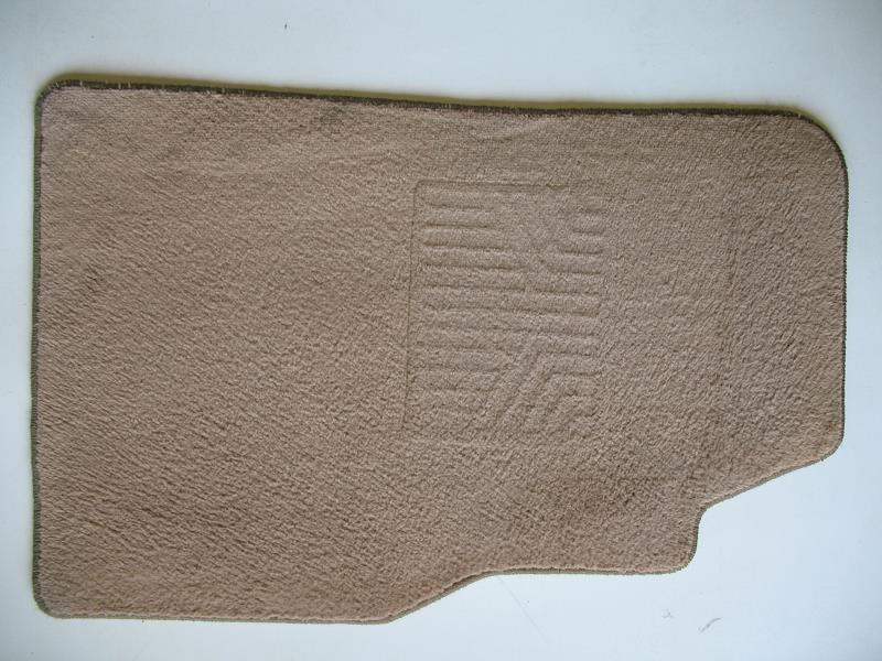 9805 MERCEDES ML320 ML350 ML430 ML500 W163 TAN BEIGE CARPET FLOOR MATS