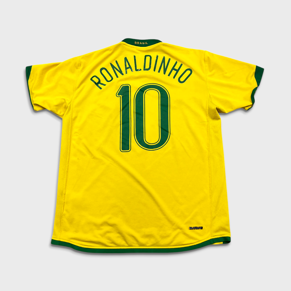 ブラジル代表 2006W杯 Ronaldinho ユニフォーム ブラジル代表 2006 Nike ホーム半袖 ユニフォーム #10