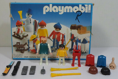 多彩なフィギュアと小物セット　geobra playmobile 25 Piece Lot Assorted Vintage 1974 Geobra Playmobil Figures