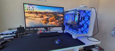 Full Gaming PC Set Up 