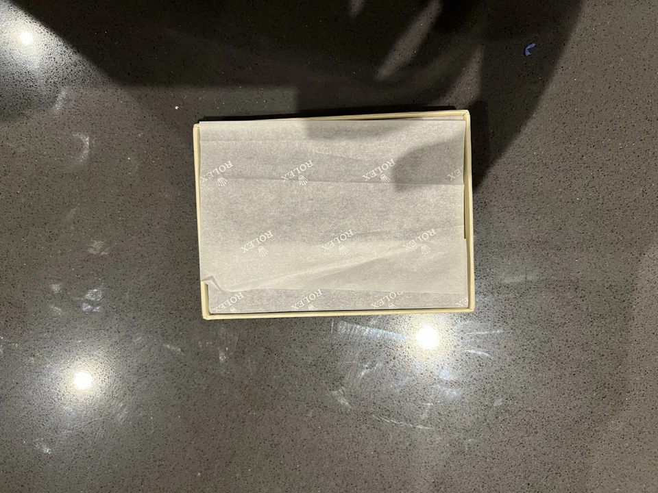 Rolex Brown Leather Card Holder with Green Stitching - New in Box - Image 4 of 4