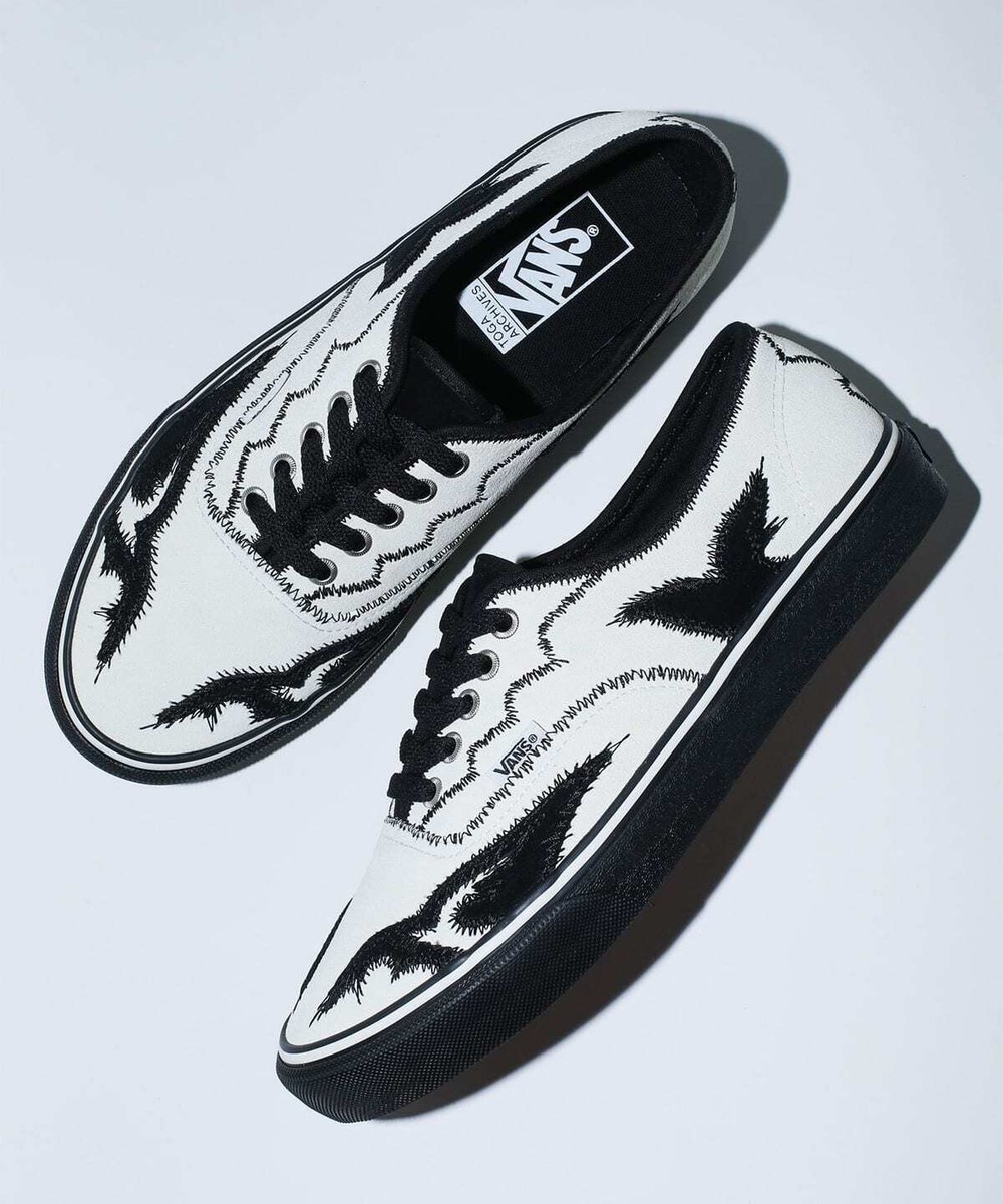 バンズ ×トーガ TOGA ×TOGA Authentic シルバー装飾スニーカー