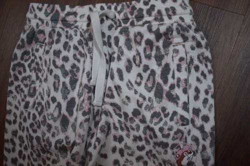 Buc-ees Girls Fleece All Over Leopard Print Graphic Sweatshirt Youth Large Set - Picture 8 of 17