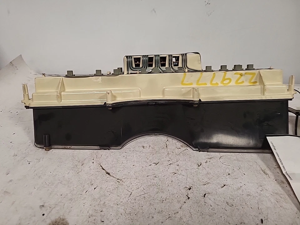 1992 1993 Chevy Corsica Beretta Gauge Cluster No Trip 2.2 Auto Gas Fuel. DD5 Foto 3 de 4