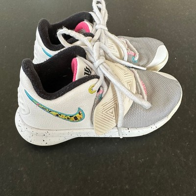 Nike High top Girls Size 12C Kyrie Flytrap 3 GS 'South Beach'