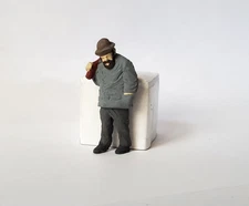 Arttista #1600 - Hobo Walking w/Sack  - O Scale Figure - Model Trains - NEW
