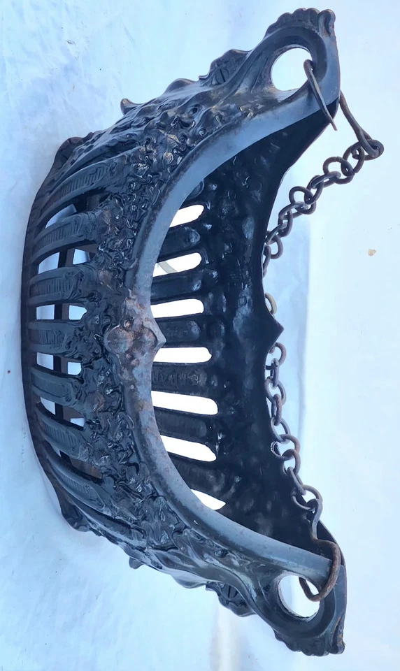 Antigua canasta de fuego victoriana Misson artesanías de hierro fundido gótica ET Harris Foto 4 de 4