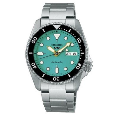 Seiko 5 Sports Automatic Green Dial Day/Date 100m Silver Steel Bracelet