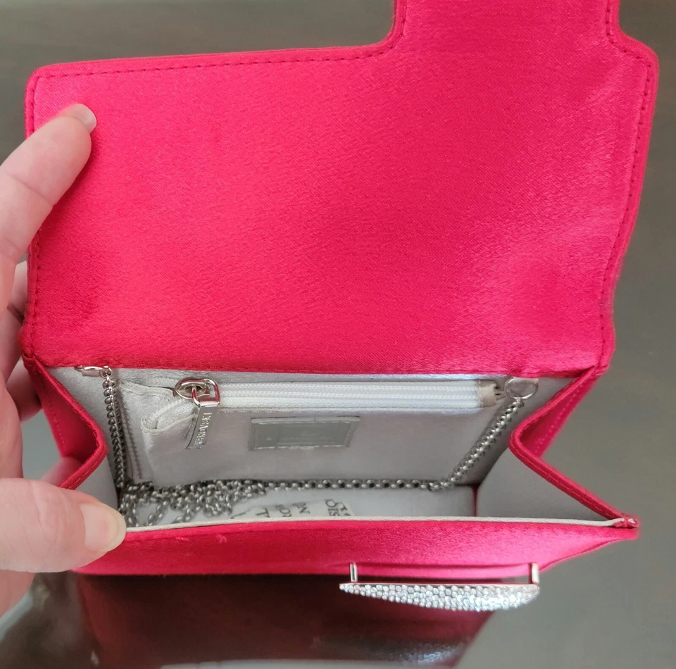 Swarovski Crystal Red Satin Evening Bag Purse Clutch Wallet Silver Hardware - Imagem 4 de 4
