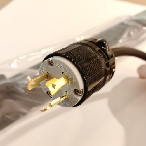 LCD Metered/Breaker Mining PDU 240V 30A L6-30P 8-Ports C19 Cord 6.5F long TX - Picture 6 of 10