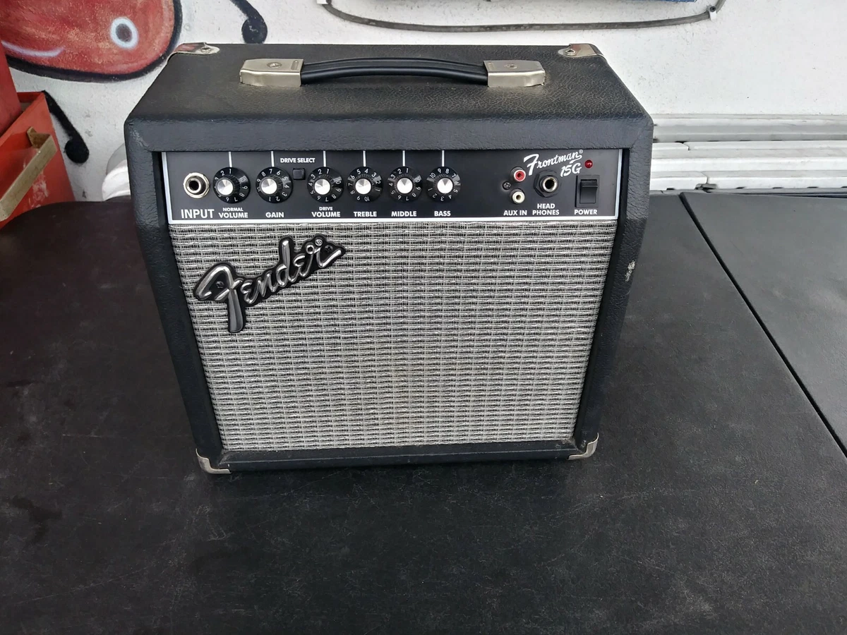 FENDER - Frontman 15 G 38 Watt 120 volt Guitar Amp w /cord - Type PR 495