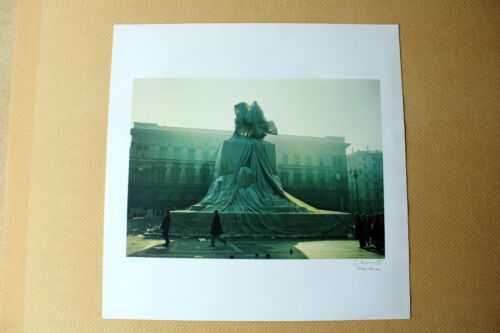 CHRISTO & SHUNK, "WRAPPED MONUMENT TO VITTORIO EMANUELE, SIGNED, 103/600, 1973 - Picture 1 of 5