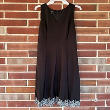 Talbots Black V-Neck Sleeveless Hem Detail Dress Sz 2P A3182