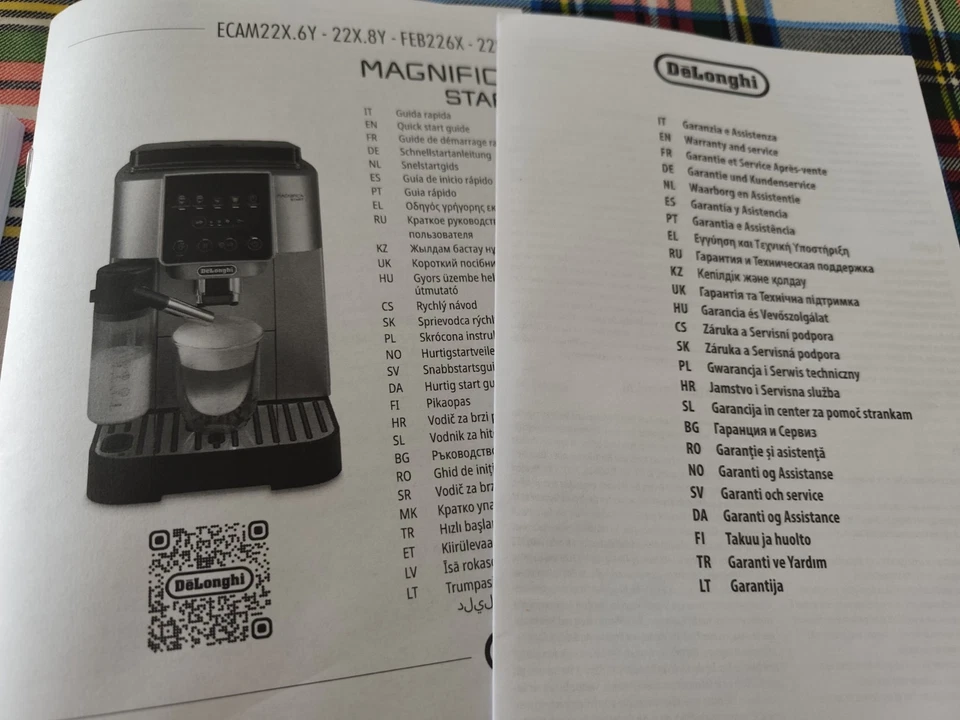 De'Longhi Kaffeevollautomat 1,8L 15 bar gebraucht mit OVP, Kratzern, Foto 2 von 5