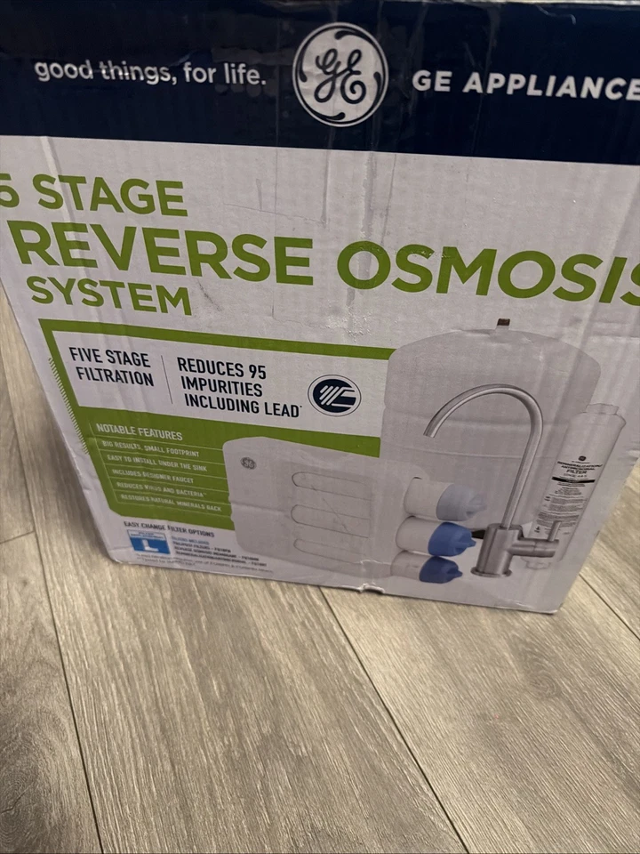 Sistema de filtración de agua de ósmosis inversa GE debajo del fregadero de 5 etapas GXRV40TBN Foto 2 de 4