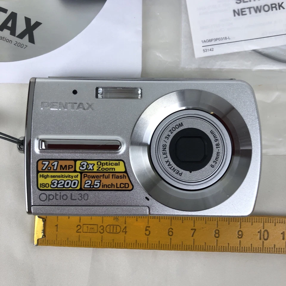 Pentax Optio L30 Digital Compact Camera 7.1MP CCD Silver Slim - MISSING charger - Image 4 of 4