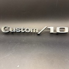 Vintage Custom10 Emblem Badge Oem Classic Car Fender Trim Script Chevrolet Gm Vintage Custom10 Emblem Badge Oem Classic Car Fender Trim Script Chevrolet Gm