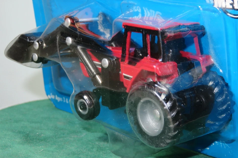 Case-International 7220 Cargador de Ruedas Modelo Die-cast, ERTL, Escala 1/64, Rojo/Negro Foto 4 de 4