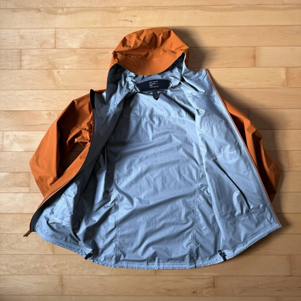 Arc'teryx Men’s Zeta SL Gore-Tex Rain Jacket - Orange - Medium - Image 3 of 4