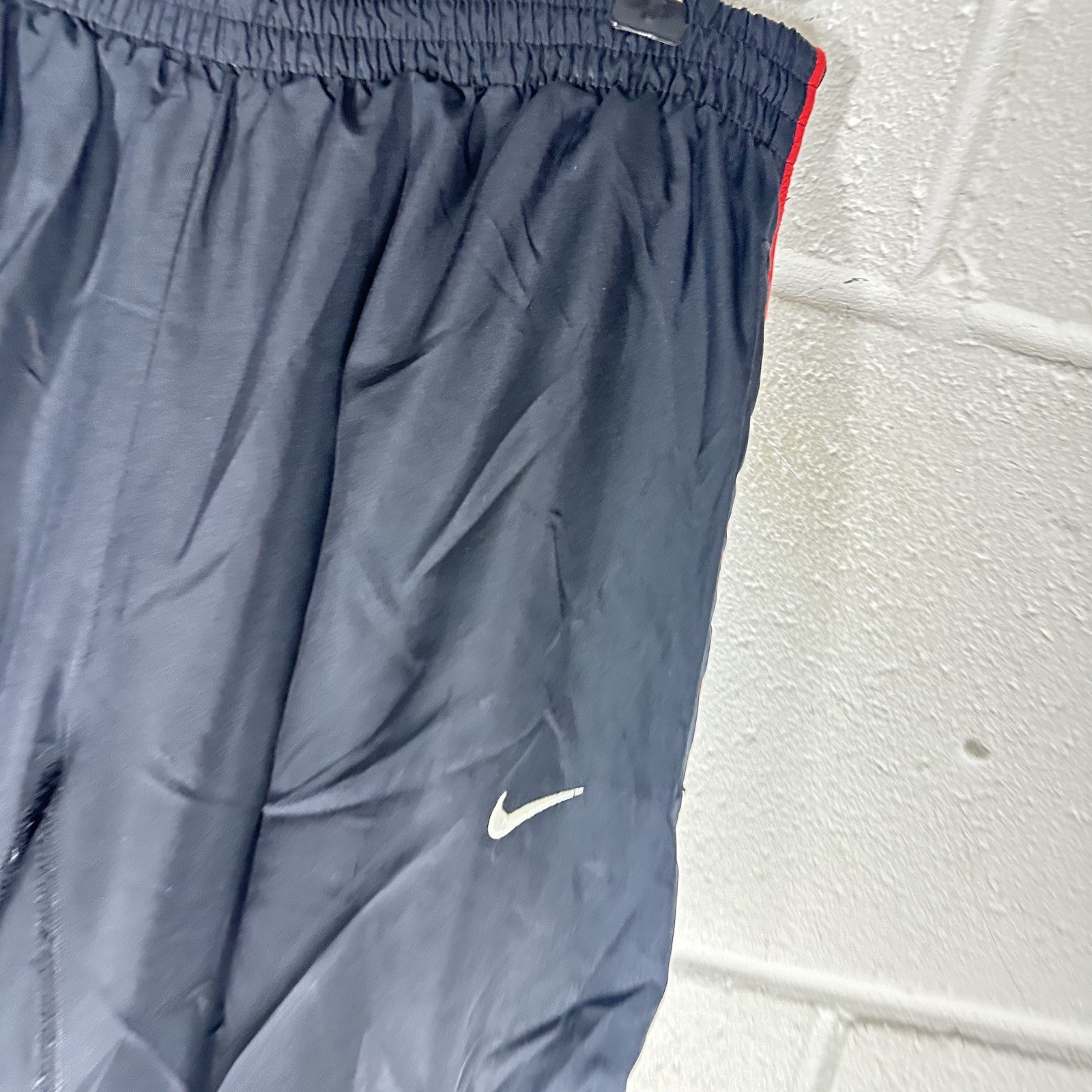 Vintage Nike Tracksuit Bottoms Mens Medium Black Red Swoosh Y2K 00s Baggy Retro* thumbnail 3