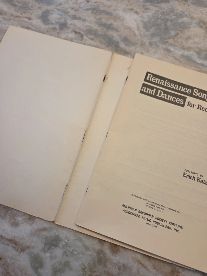 Renaissance Songs and Dances for Recorders by Erich Katz Ensemble Sheet Music - Image 2 of 2