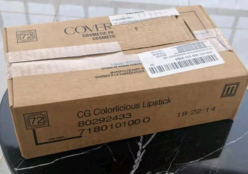 CoverGirl queen collection lipstick Paint The Town Box Of 2 pcs - Image 4 of 4