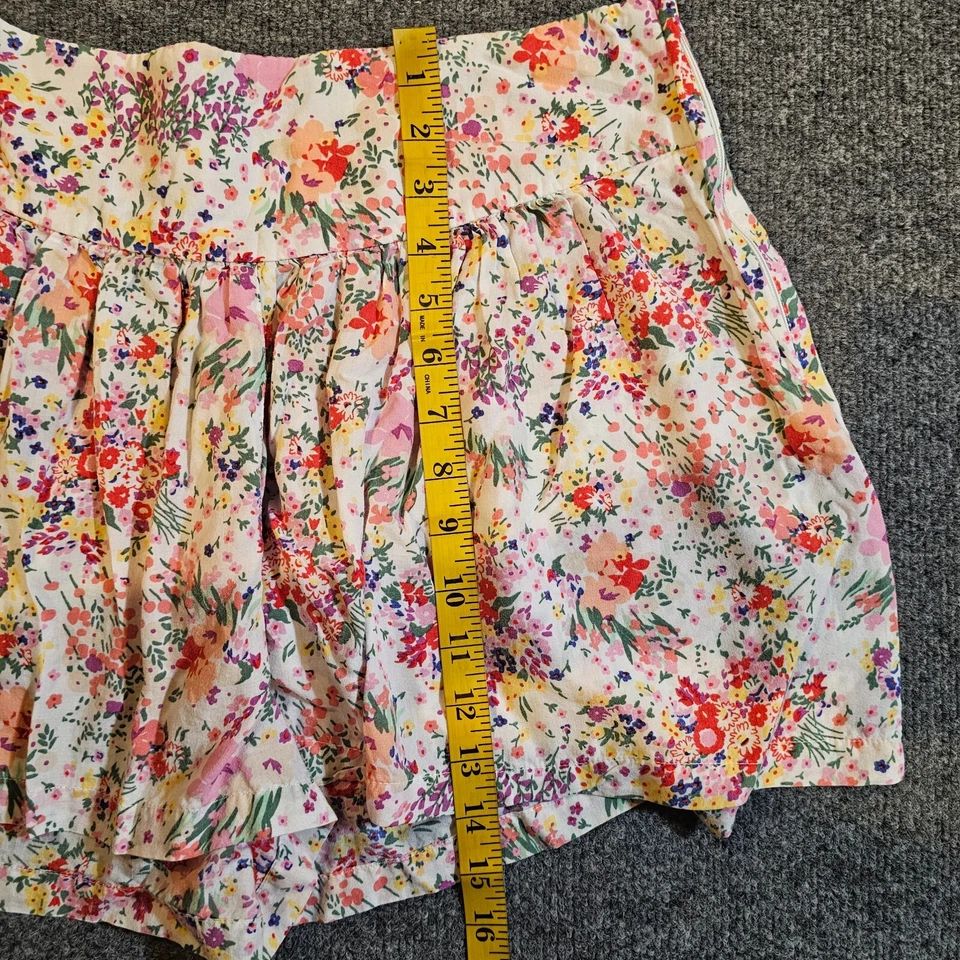 Pantalones Cortos H M Mujer Talla 10 Blanco Rosa Floral Cremallera Lateral Jardín Colección Informal Foto 4 de 4