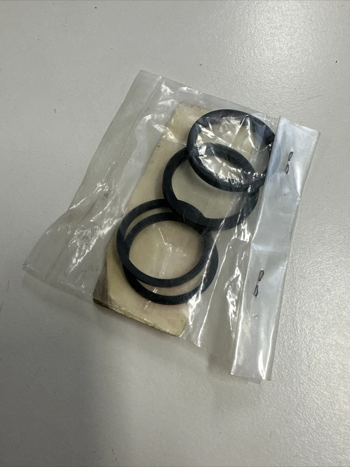 Yamaha 3JD-W0047-00 WR 200/250/400 YZ 125/450 Brake Caliper Repair Kit #14611 - Image 3 of 4