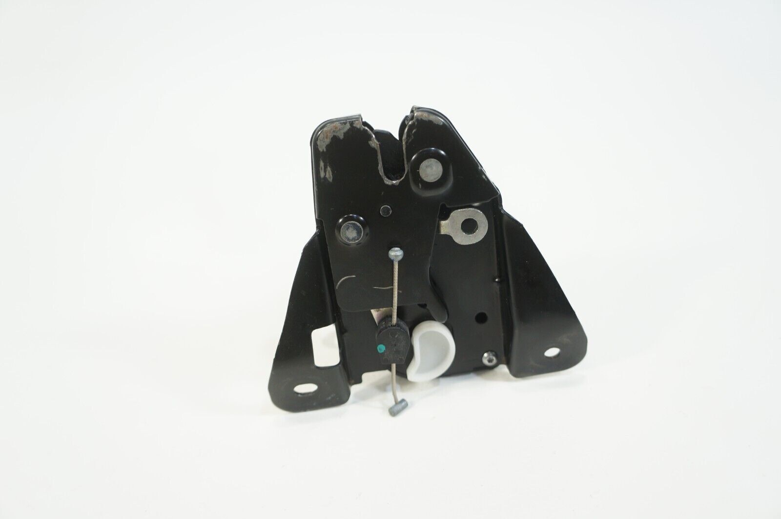 2014-2020 MASERATI GHIBLI M157 REAR TRUNK LID LATCH LOCK ACTUATOR STRIKER OEM