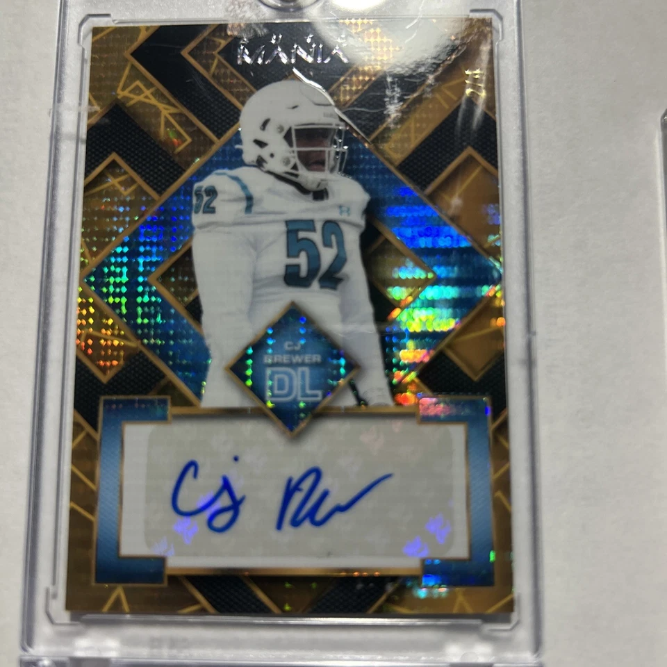 2.  2022 Wild Card Auto Mania. (2/4) (53/100). CJ Brewer RC  Tampa Bay Bucs   - Image 3 of 4