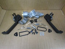 Land Rover Defender Ignition/Door Lock Set & Front Door Push Button Handle Kit