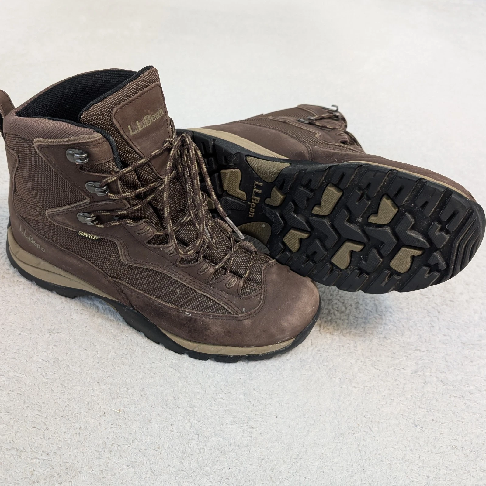 LL Bean Men's Brown Leather Gore-tex Sole Insulated Hiking Boots Size 10 Wide