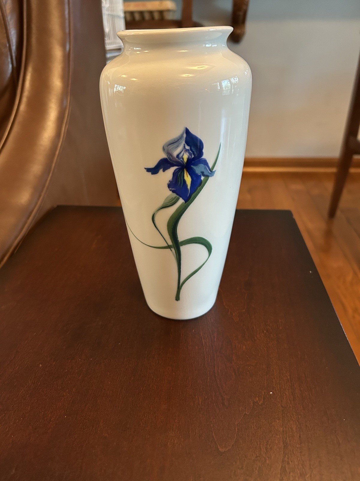 Vintage A. Raynaud Limoges France Iris Vase 8.5”