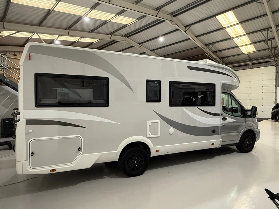 Roller Team Auto-Roller 747, 2024, Manual, 6 Berth, 6 Belts - Image 3 of 4