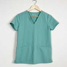 Figs Casma Three Pocket Light Green Scrub Top Size XXS
