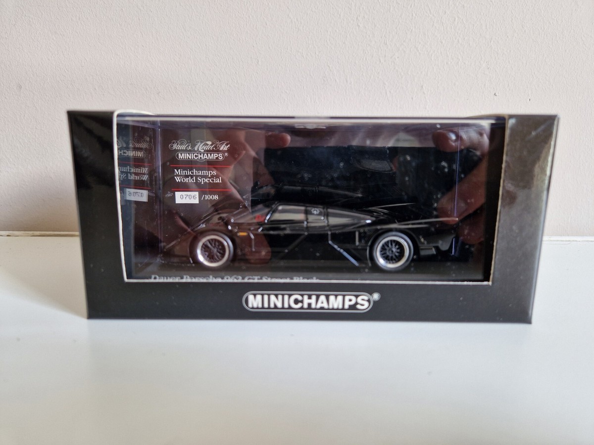 Minichamps 1/43 Dauer Porsche 962 GT Street - Black - World