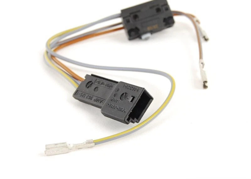 BMW E39 E46 Micro Switch Trunk Lid Key Button Genuine 51138185792  