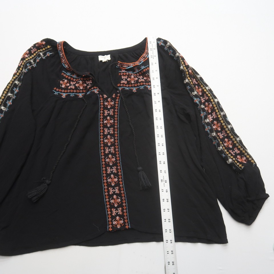 World Market Boho Peasant Blouse Size Large / XL Black Embroidered Top