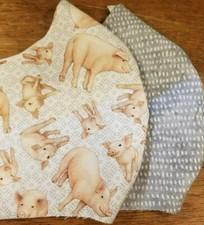 Reversible Adult pigs with grey mask