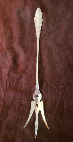 LUXEMBOURG by GORHAM Sterling Silver LETTUCE FORK Antique No Monogram 9 1/4"