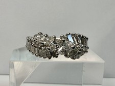 Anillo de platino con diamantes racimo de baguette marquesa de 1,66 quilates 950