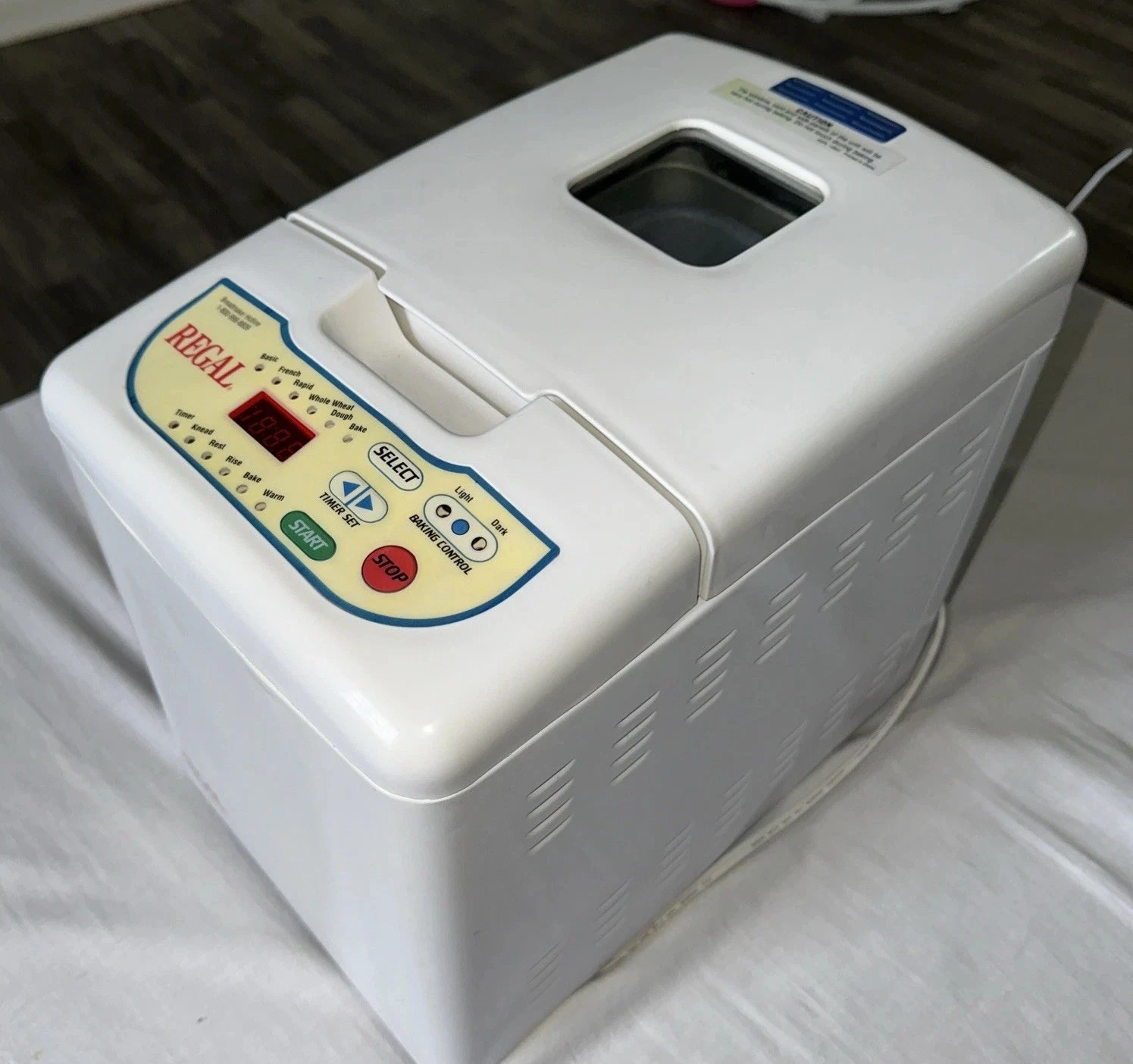Regal Automatic Bread Maker White Vintage Model K6750 1 Lb Loaf