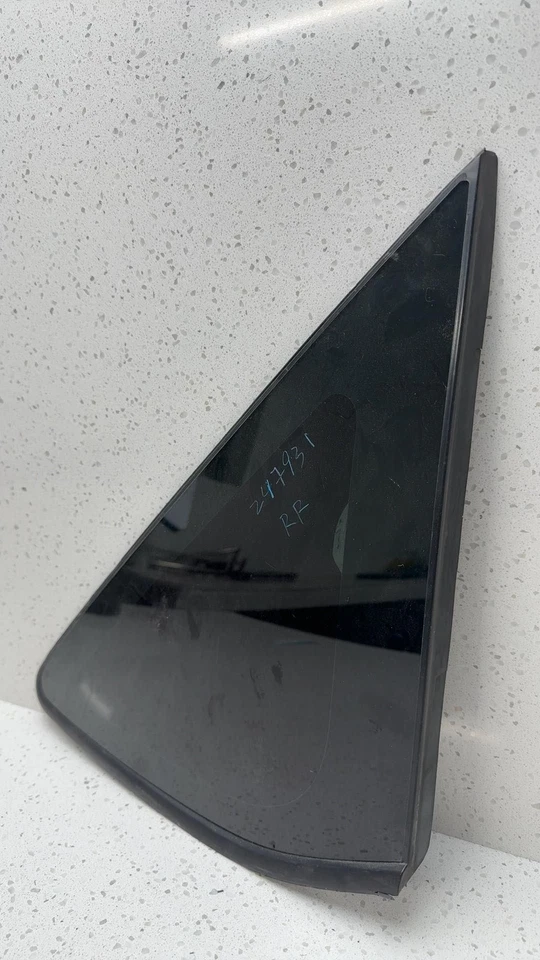 2007 TOYOTA PRIUS Rear Vent Glass/window Toyota Right Foto 3 de 4