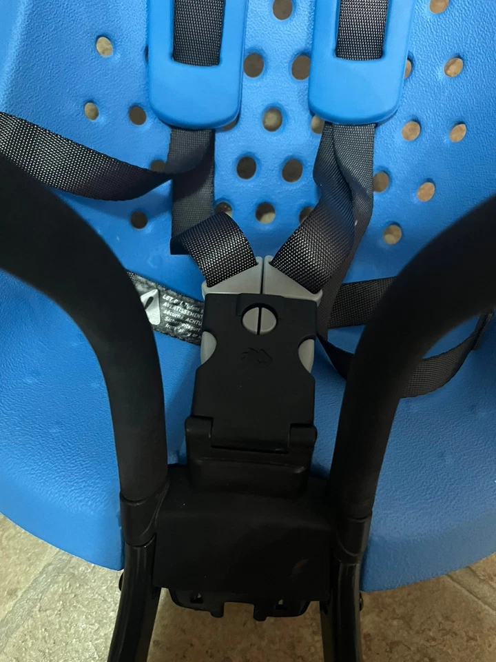 Asiento de bicicleta para niños Thule Yepp Mini montaje delantero azul sin llave sin soporte Foto 4 de 4