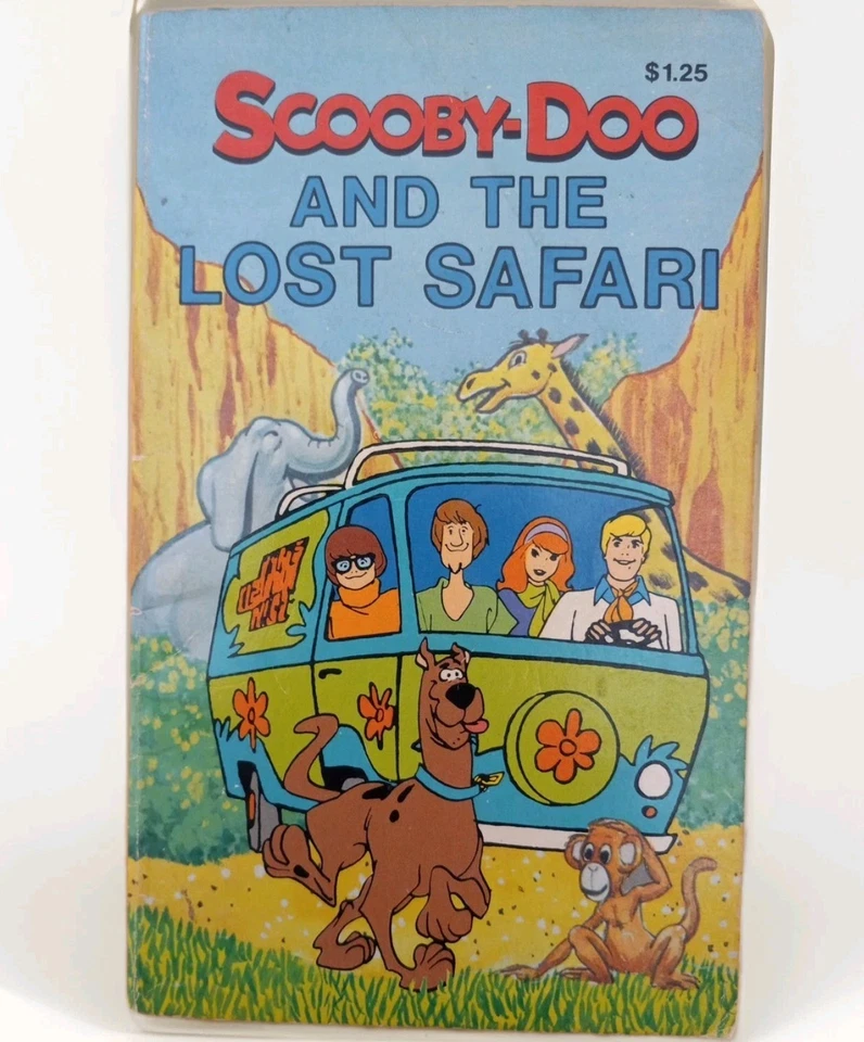 Scooby Doo Hot Wheels Mystery Machine Van & Vintage Book Combo Lot Hanna Barbera - Image 2 of 4