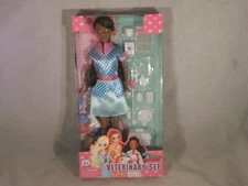 Best Friends Forever Veterinary Set Fashion Doll Barbie 11.5"              B14-9